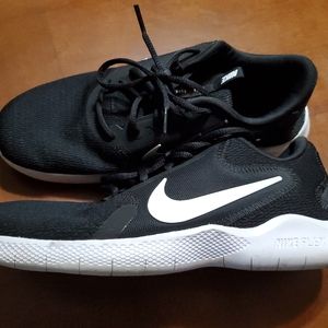 Nike flex size 9